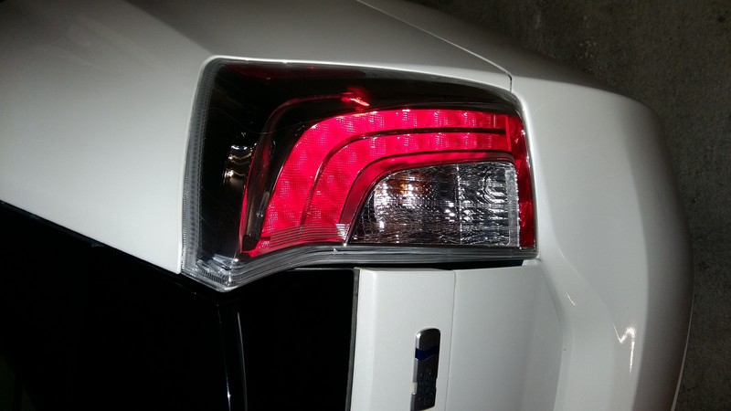 Фары задние Toyota Prius 30  2014 универсал 2.4 Гибрид Новогродовка