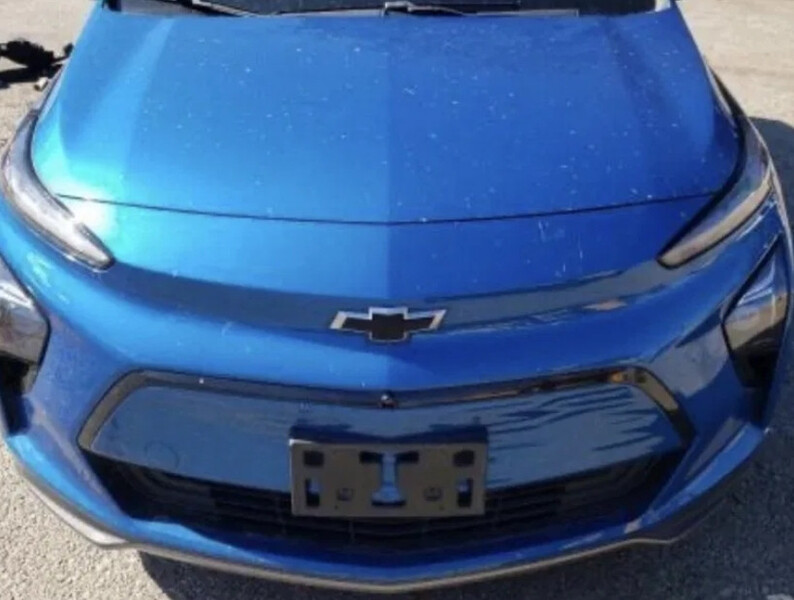 Подіум для номера Chevrolet Bolt  2023 хетчбек 1.0 Электро 