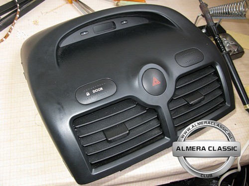 Центральная верхняя консоль Nissan Almera Classic 2006 1.6 Бензин Львов