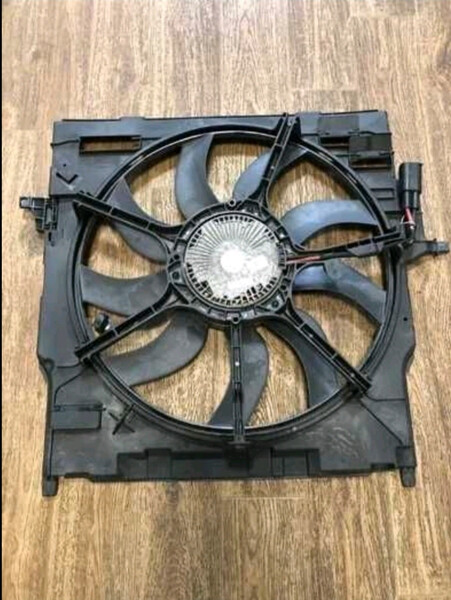 Вентилятор радиатора e70 BMW X5 E70 2008 г.  3.0 л Луцк
