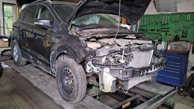 Бампер комплектный установочная панель Ford Kuga 2  2013 2.0 Дизель Хмельницкий