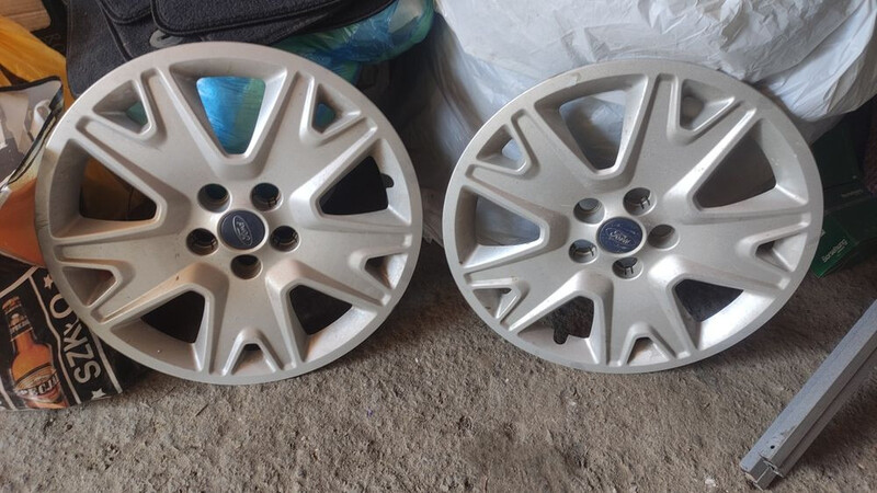 Колпак Ford Escape 2015 г.  Днепр