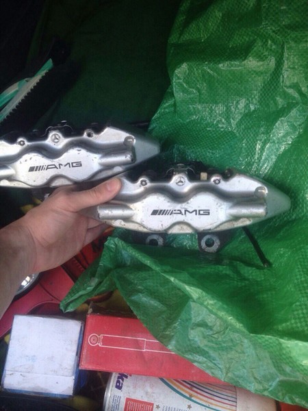 Суппорта (АМГ) Mercedes S-Class 220й    или с 6.3 2004 г.  5.5 л бензин Харьков