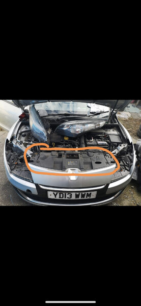 Накладка замка капота Renault Megane 3  2013 1.5 Дизель Луцк