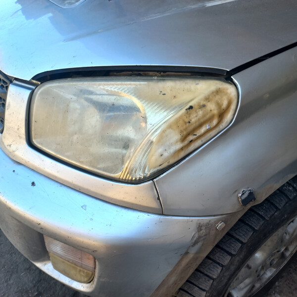 Фара ліва Toyota RAV4 2002 р.  2.0 л дизель