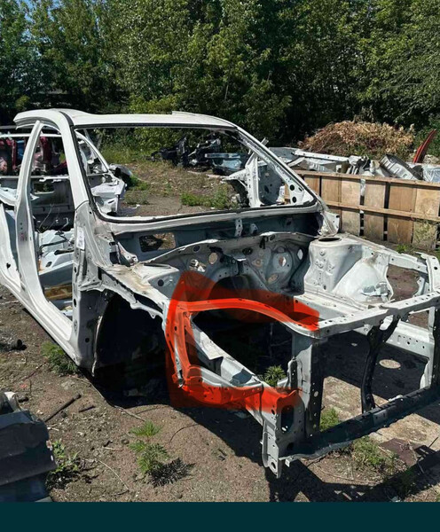 Окуляр правий Subaru Forester SJ  2015 2.0 Дизель Львів