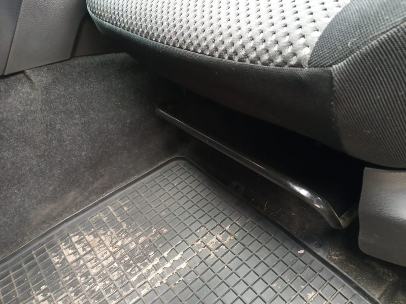 Водительское сиденье Suzuki Grand Vitara  2008 2.0 Бензин Днепр