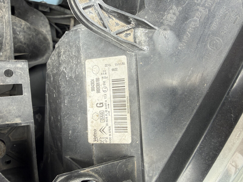 Фара передняя правая Citroen Berlingo  2013 универсал 1.6 Дизель Ивано-Франковск