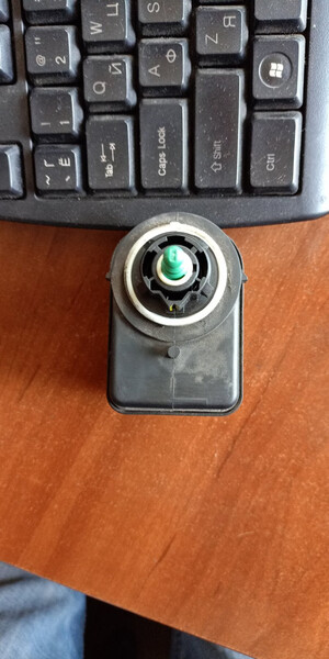 Корректор фары передней Renault Laguna 2 2007 хэтчбек 1.6 Бензин Киев