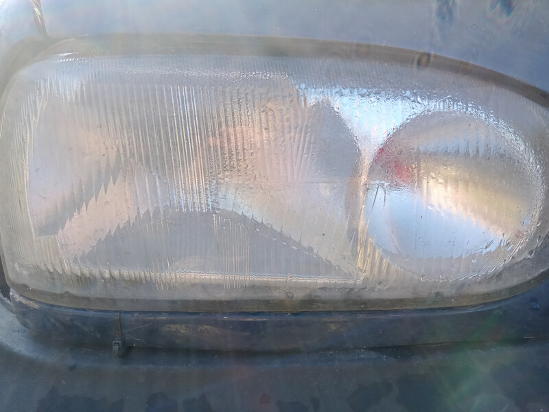 Фара правая Volkswagen Golf 3  1997 хэтчбек 1.9 Дизель Киев