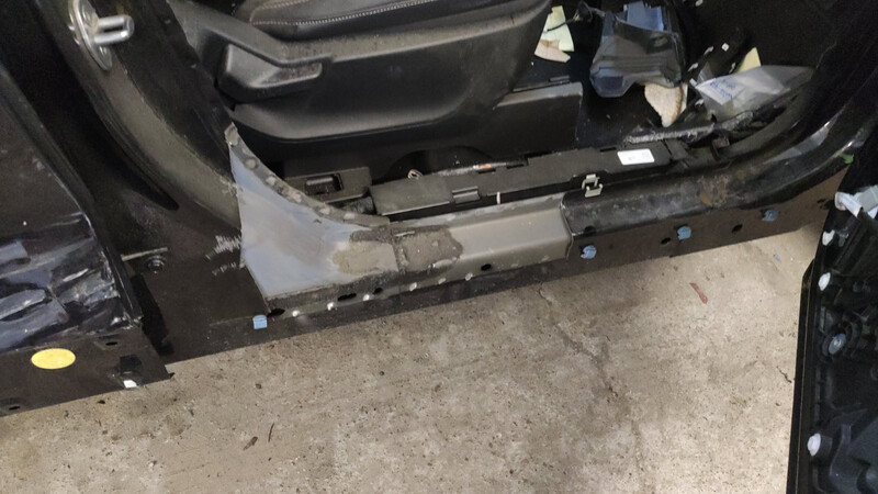 Стойка кузова правая Ford Escape  2020 1.5 Бензин Каменское