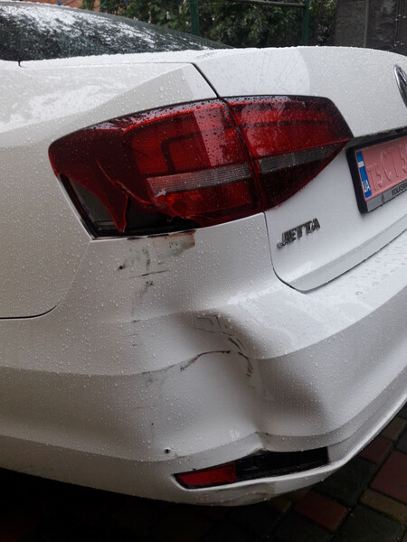 Катафот заднего бампера левий Volkswagen Jetta 6 2014 г.  1.4 л бензин Ровно