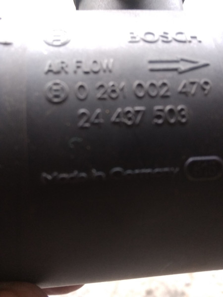 Расходомер воздуха 24437503 Opel Vectra С 2005 г.  2.0 л дизель Ровно