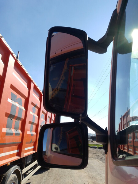 Щеркало Volvo FM  2010 