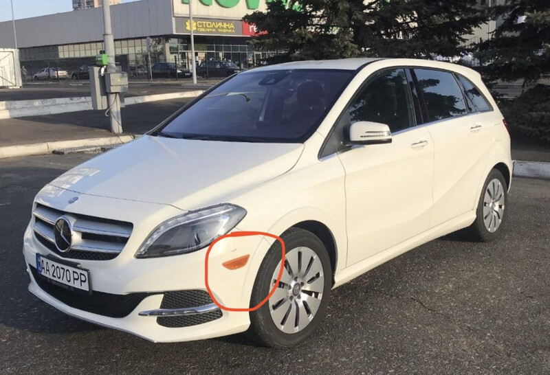 Фонарь указателя поворота левый Mercedes-Benz B-Class 250е - 242.890 2016 хэтчбек 0.1 Электро Полтава