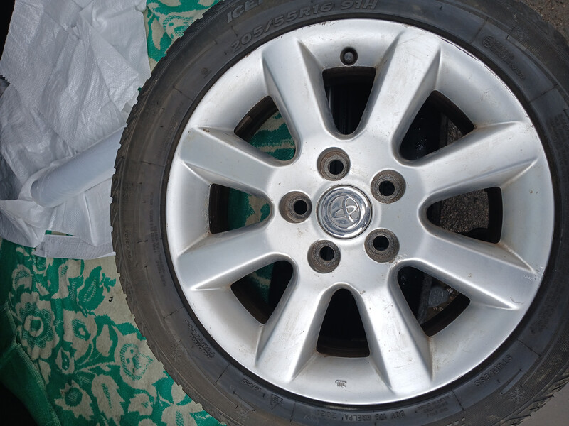 Диск литий Toyota Avensis  2006 Рівне
