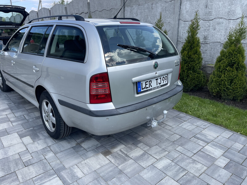 Карта крышки багажника Skoda Octavia Tour  2004 универсал 1.9 Дизель Ровно