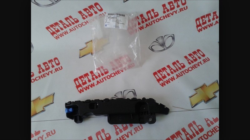 Направляющая переднего бампера Chevrolet Cruze 2011 г.  1.8 л бензин Одесса