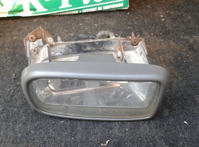 Протитуманна фара Mazda 626 GF 1999 хетчбек 1.8 Бензин Знам'янка