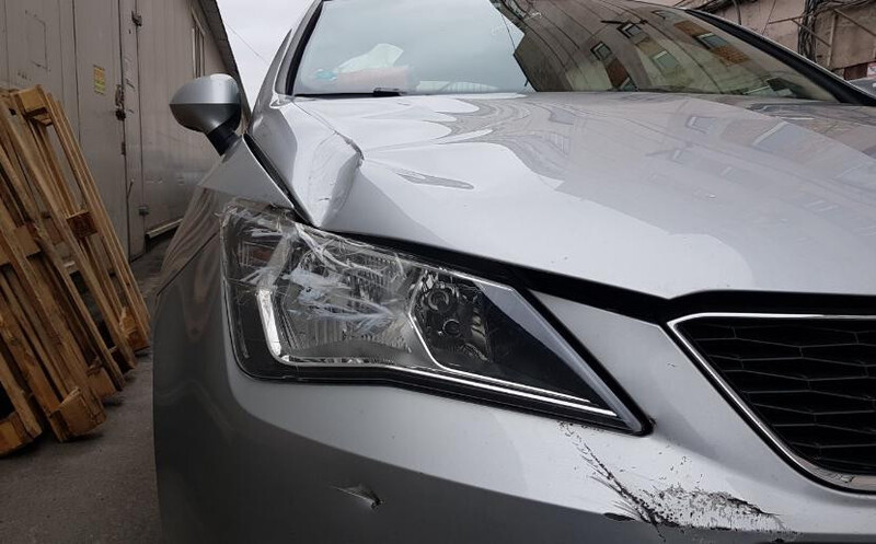Капот Seat Ibiza 4 хэтчбек 2015 г.  1.8 л бензин Киев