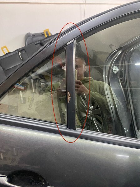 Дверная стойка Mazda 6  2006 2.0 Бензин Киев