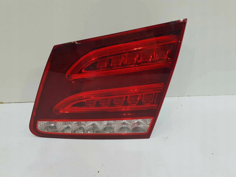 Задній правий ліхтар на ляді Mercedes-Benz E-Class  2014 универсал 2.1 Дизель Вараш