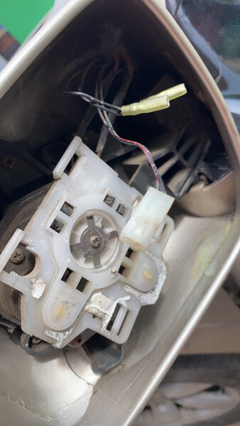 Дзеркало заднього виду ліве Lexus RX 330 2005 3.3 Бензин 