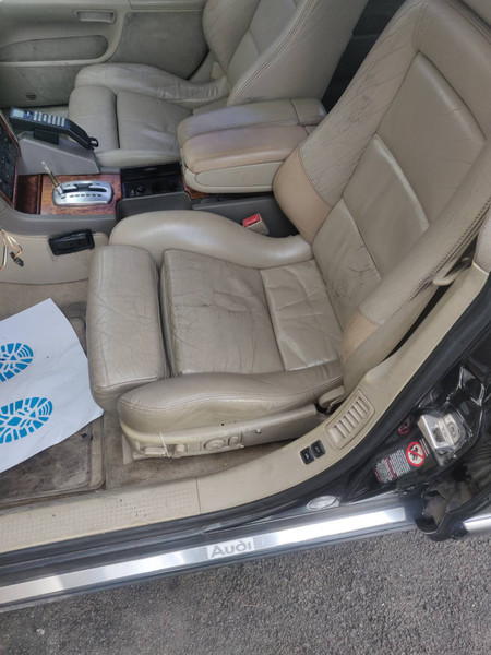 Салон Audi A8 D2 quatro 2000 4.2 Бензин Киев