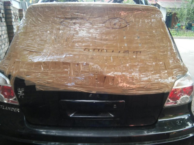 Стекло задней ляды(рестайлинг, широкая ручка) Mitsubishi Outlander  2006 2.4 Бензин Хмельницкий