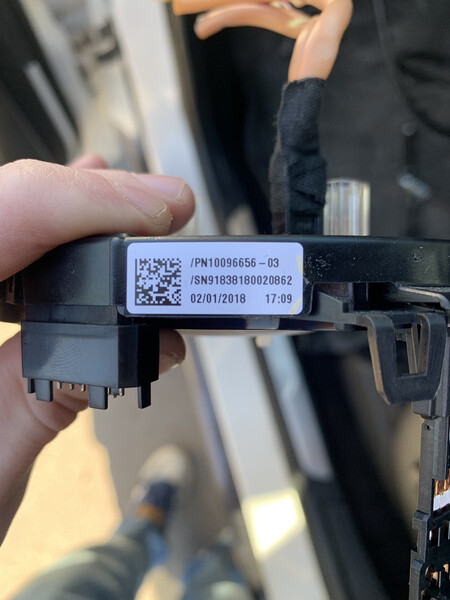 Шлейф керма PN10096656-03   Jeep Grand Cherokee