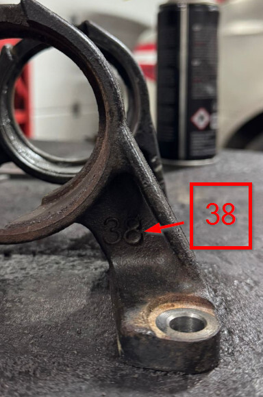 Подвесной правого переднего привода Toyota Camry  2014 2.5 Гибрид Харьков