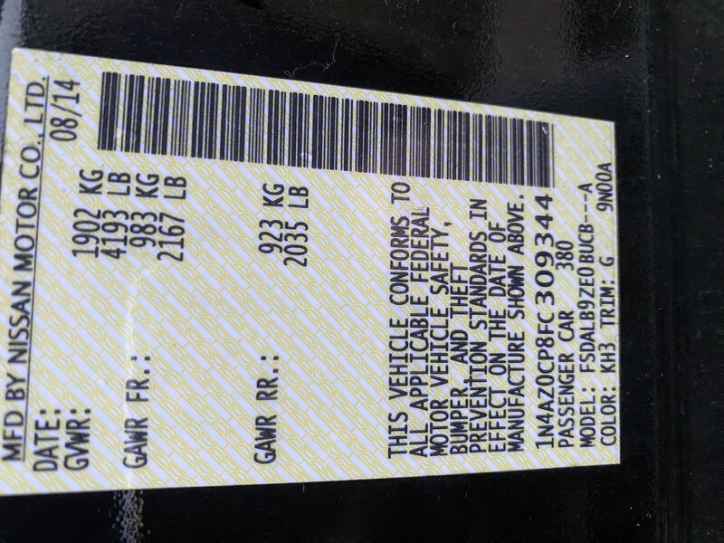 Передня фара Nissan Leaf  2014 універсал 2.5 Бензин 