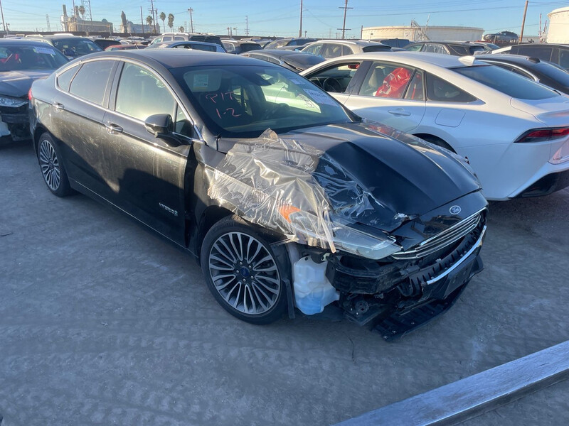 Бампер передний Ford Fusion 2018 г.  2.0 л бензин Киев