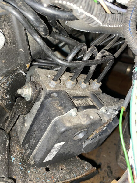 Блок ABS Peugeot Partner  2013 1.6 Дизель 