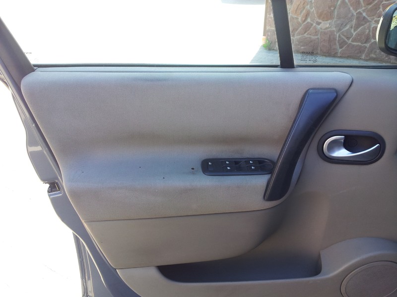 Карта ліва водійська сіра (сама тряпка) Renault Scenic 2  2006 1.5 Дизель Дубно