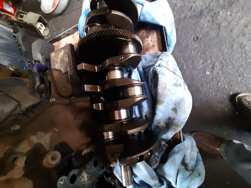 Коленвал Mazda Tribute 2003 г.  2.3 л бензин Ковель