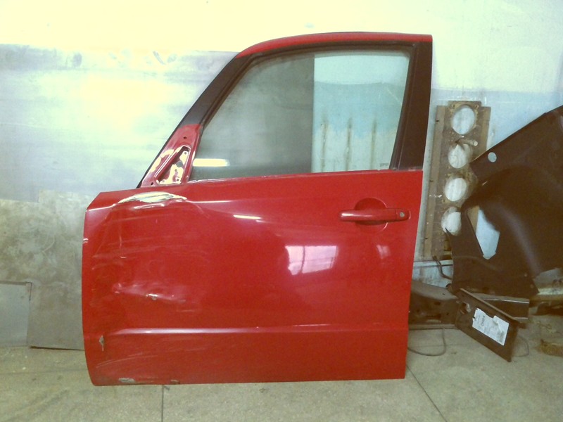 Дверь передняя Suzuki SX4  2008 1.6 Бензин Кировоград