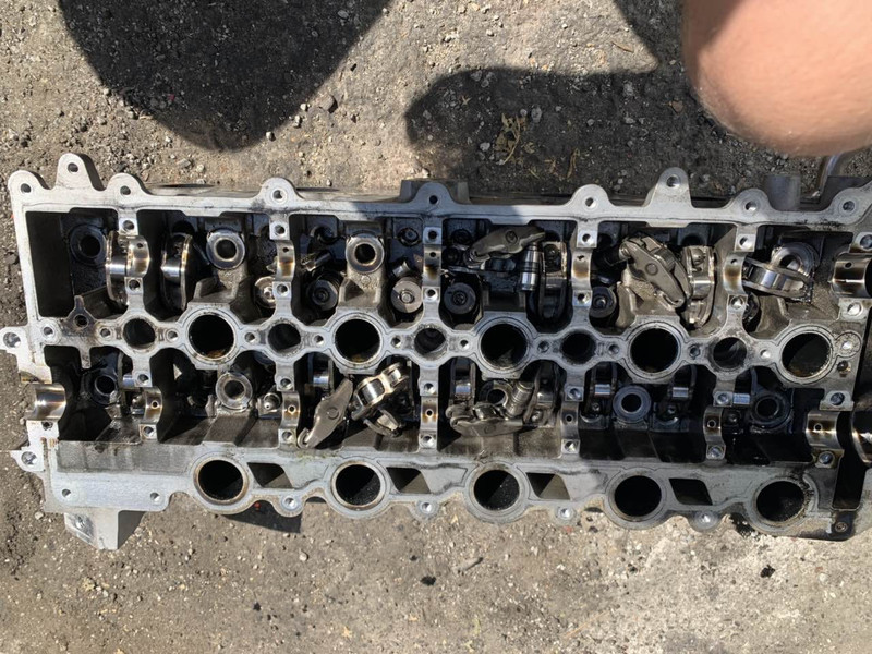 Головка блоку двигуна Volvo XC60  2011 2.4 Дизель 