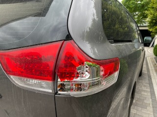 Фонарь задний правый наружний Toyota Sienna  2011 универсал 2.7 Бензин Луцк