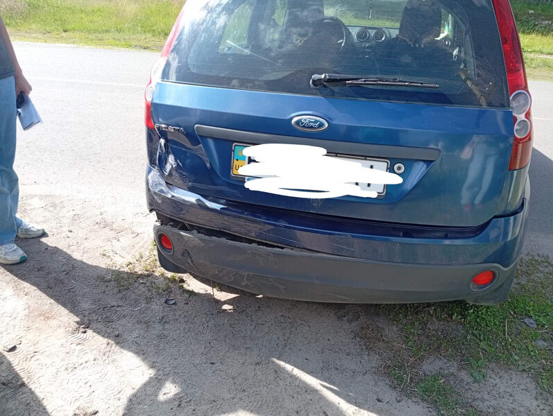 Бампер задній Ford Fiesta хетчбек 2008 р.