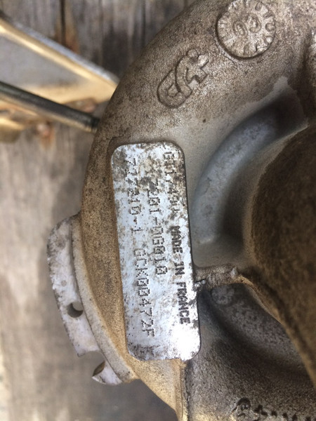 Турбина Toyota Avensis  2003 универсал 2.0 Дизель Киев