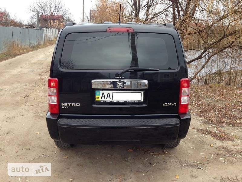 Фонарь правый задний Dodge Nitro 2007 г.  3.7 л бензин Кировоград