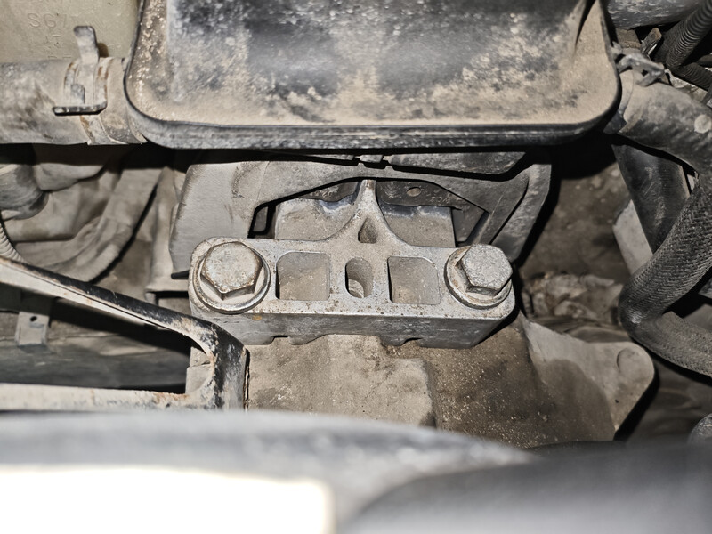 Подушка мотора права Skoda Octavia  2003 1.6 Бензин Бережаны