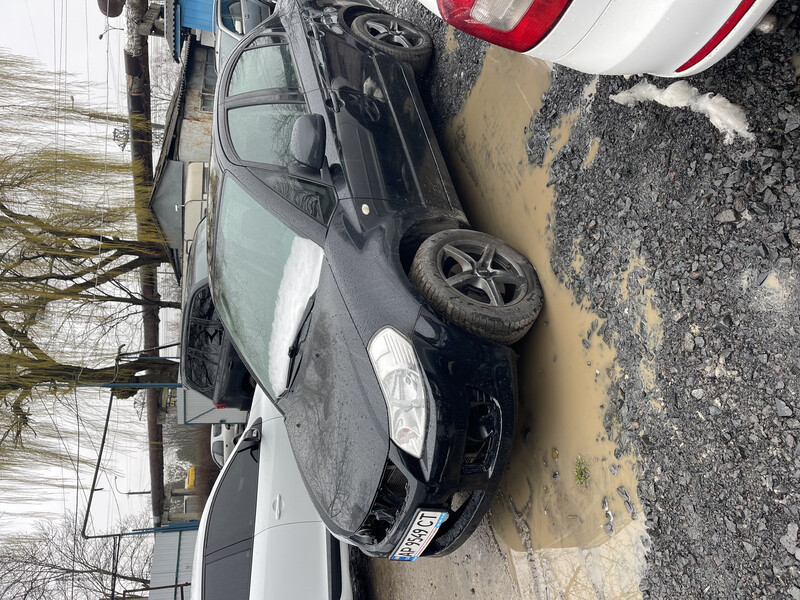 Решітка бампера Suzuki SX4  2008 1.6 Бензин 