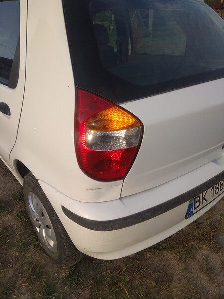 Стоп задний левый Fiat Palio хэтчбек 2003 г.  12.0 л бензин