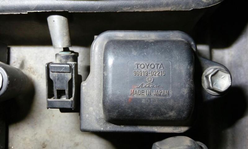 Котушка запалювання 90919-02215   Toyota Camry