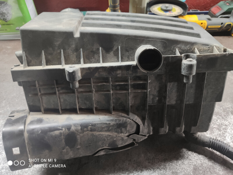 Корпус повітряного фільтра Volkswagen Beetle  2014 хетчбек 1.8 Бензин Одеса