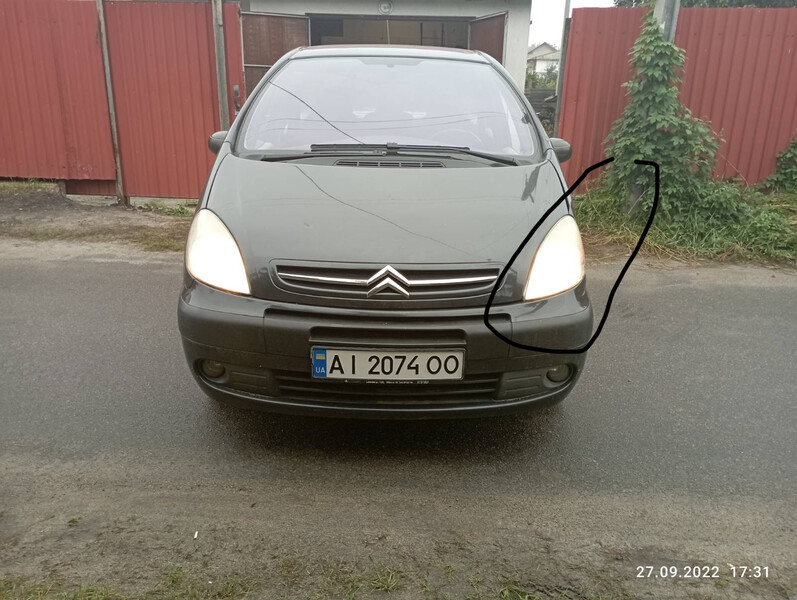 Фара левая рестайл Citroen Xsara Picasso хэтчбек 2006 г.  1.6 л бензин Житомир