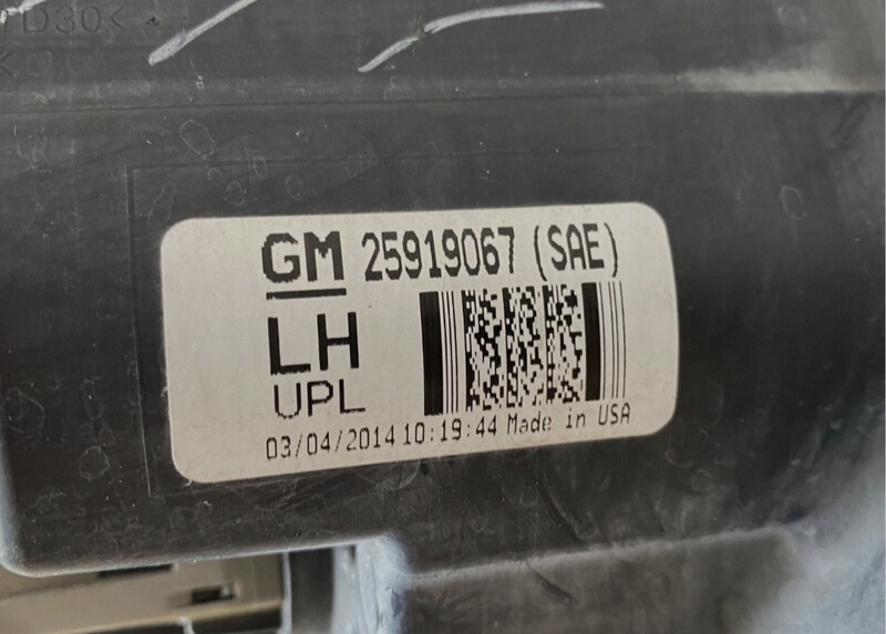 Передня фара Chevrolet Malibu  2015 2.5 Бензин 