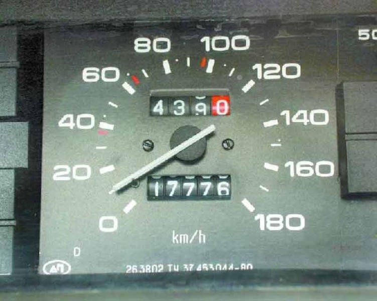 Спідометр ВАЗ 2109  1998 1.3 Бензин 